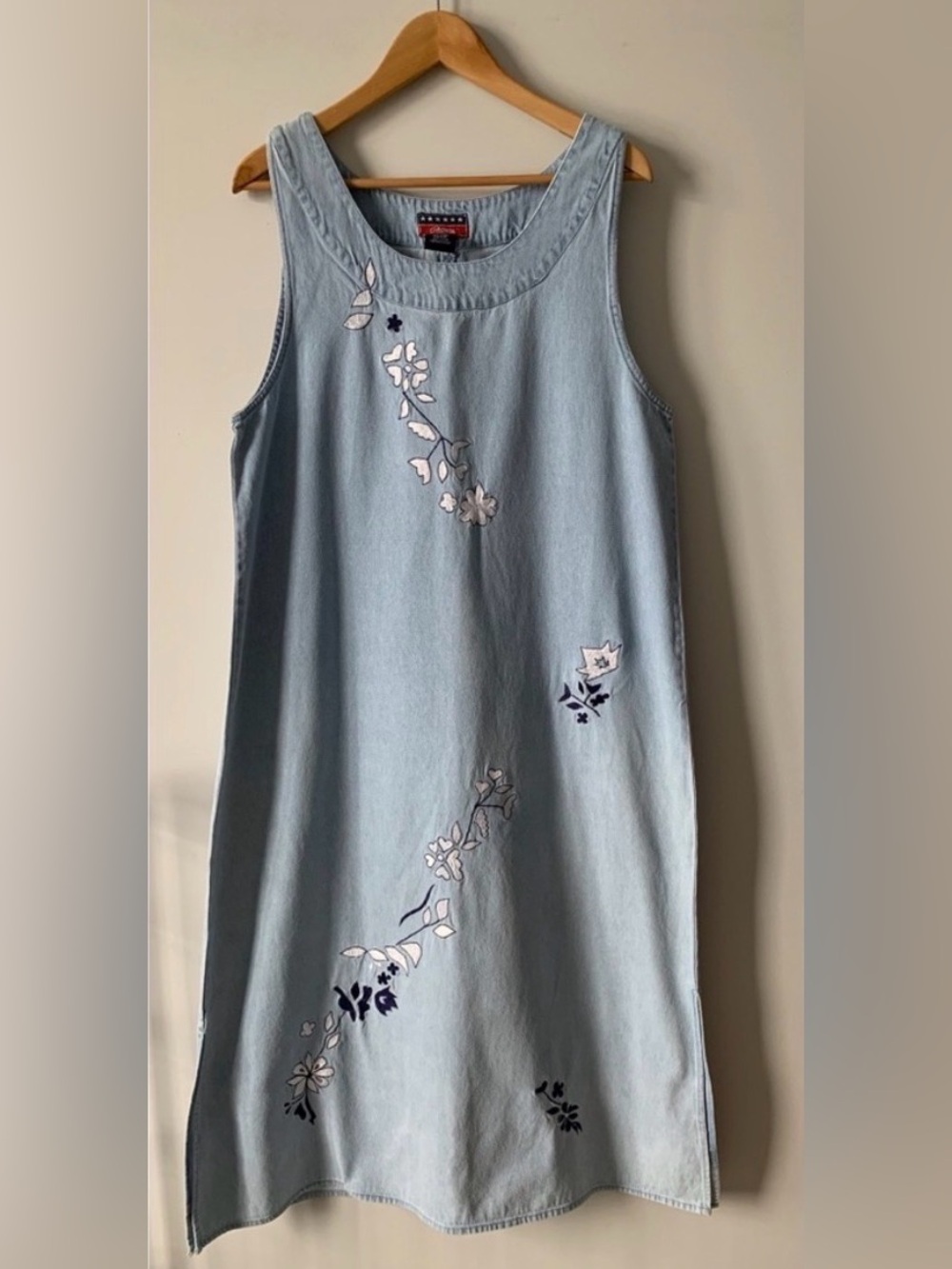π
Ίvintage Cotton Denim Floral Embroidered Pinafore Dress Medium